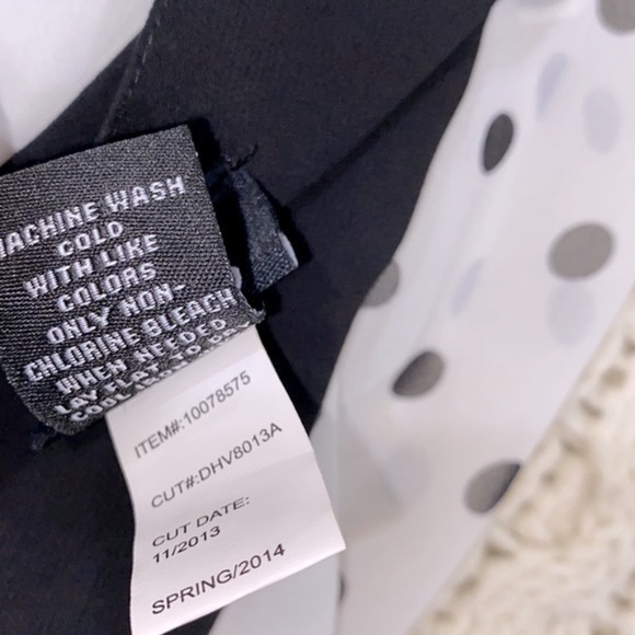 Torrid polka dot top size 4X - Picture 6 of 6